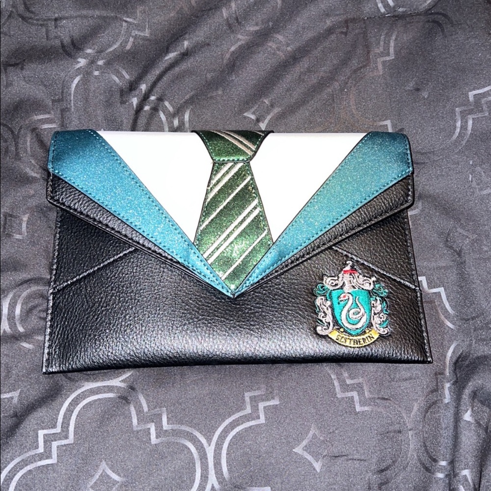 Slytherin crossbody